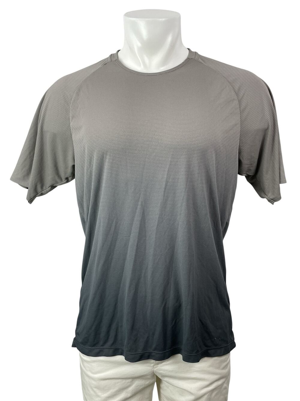 Uniqlo Dry Ex Men's Gray Ombre Short Sleeve Crew Neck T Shirt Tee Top Size L